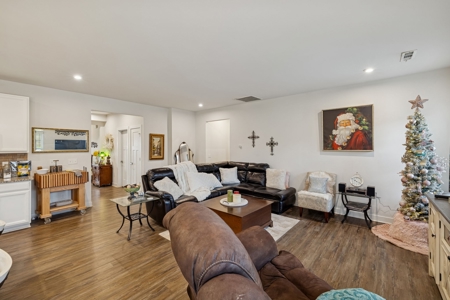 Country Home for Sale in Maury County, Tennessee - image 12