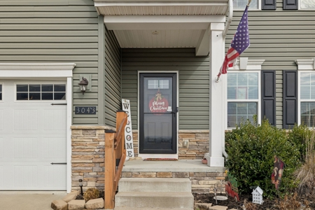 Country Home for Sale in Maury County, Tennessee - image 4