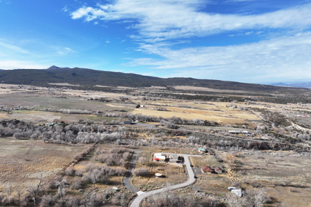 Home For Sale with community Acreage Near Powderhorn Ski Resort - image 28