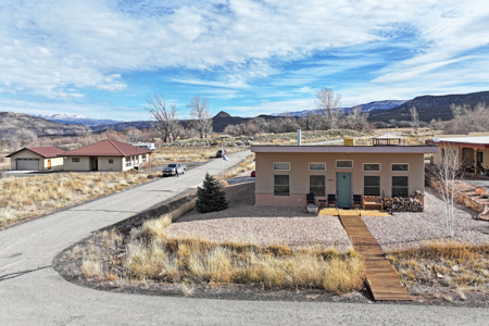 Home For Sale with community Acreage Near Powderhorn Ski Resort - image 5