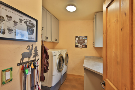 Home For Sale with community Acreage Near Powderhorn Ski Resort - image 8