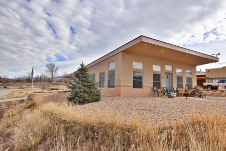 Home For Sale with community Acreage Near Powderhorn Ski Resort - image 1