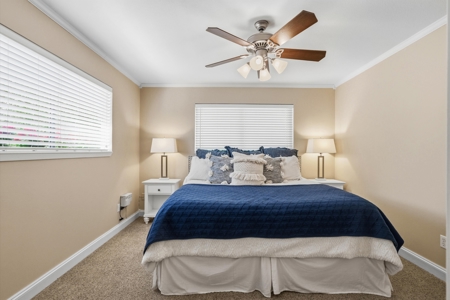 Lakefront and Golf Course Home in Gated Holly Lake Ranch in Texas - image 24