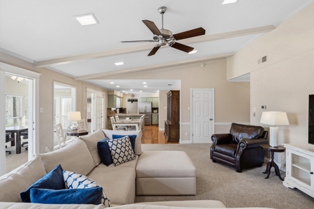 Lakefront and Golf Course Home in Gated Holly Lake Ranch in Texas - image 9