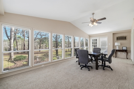 Lakefront and Golf Course Home in Gated Holly Lake Ranch in Texas - image 16