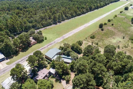 Lakefront and Golf Course Home in Gated Holly Lake Ranch in Texas - image 48
