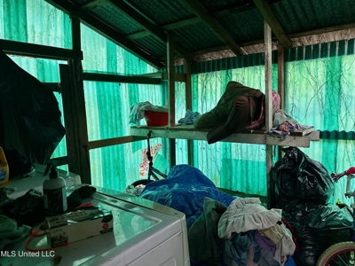 Brick Home Investment for Income in McComb, MS - image 11