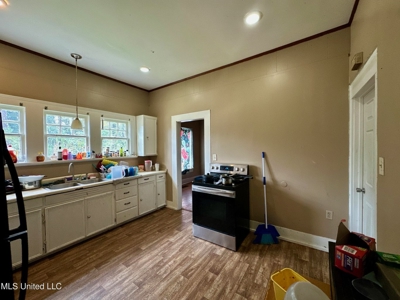 Brick Home Investment for Income in McComb, MS - image 2