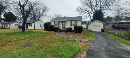 2 Bedroom, 1 Bath Home in Morristown, Tennessee For Sale - image 1