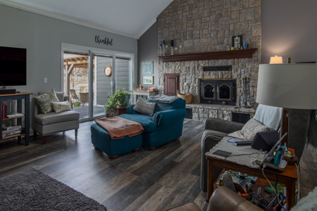 Beautiful Home sits on 3.6 acres - image 45