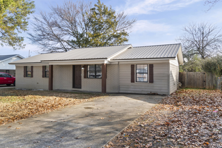 Updated Home For Sale in Searcy, AR Ready for New Owners! - image 4