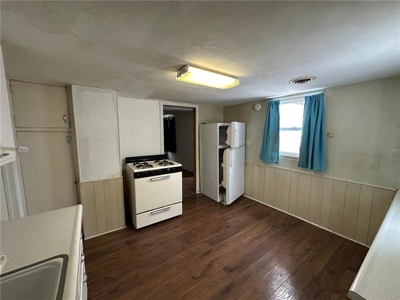 Affordable 1-Bedroom Home in the Heart of Moose Lake MN - image 9