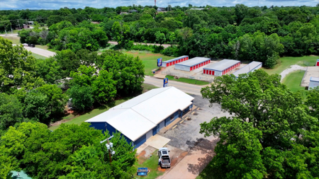 Commercial Building for Sale in Chandler, OK | Prime Location - image 11