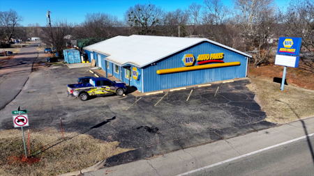 Commercial Building for Sale in Chandler, OK | Prime Location - image 6