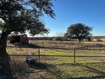 Country Home on Acreage with Horse Facilities in Rising Star TX - image 33