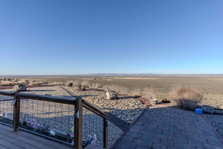 Eastern Oregon High Desert Lookout - image 30