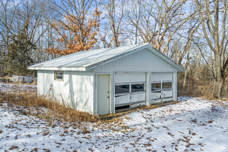 Secluded 40-Acre Property With Prime Hunting and Peaceful Country - image 31