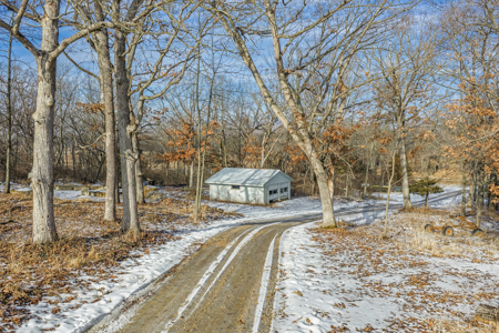 Secluded 40-Acre Property With Prime Hunting and Peaceful Country - image 30