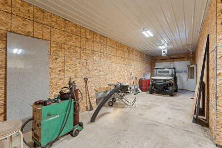 Secluded 40-Acre Property With Prime Hunting and Peaceful Country - image 19