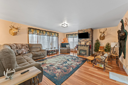 Secluded 40-Acre Property With Prime Hunting and Peaceful Country - image 3