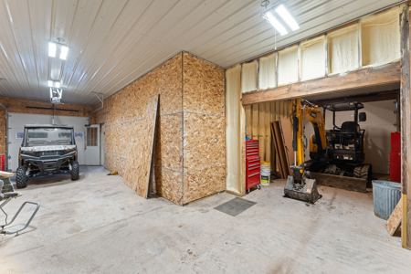Secluded 40-Acre Property With Prime Hunting and Peaceful Country - image 18