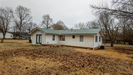 Home in Town - Melbourne | Arkansas Ozarks - image 5