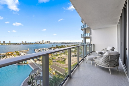 Nautilus 220 Luxury Waterfront Condo for Sale in Lake Park, FL - image 30