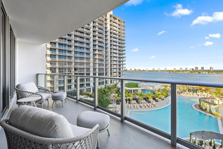 Nautilus 220 Luxury Waterfront Condo for Sale in Lake Park, FL - image 29