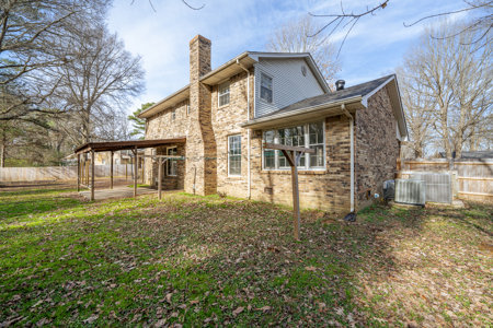 Spacious Home for Sale in Milan, TN - image 32