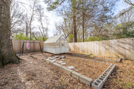 Spacious Home for Sale in Milan, TN - image 34