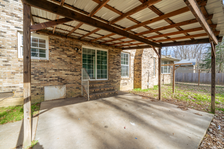 Spacious Home for Sale in Milan, TN - image 33