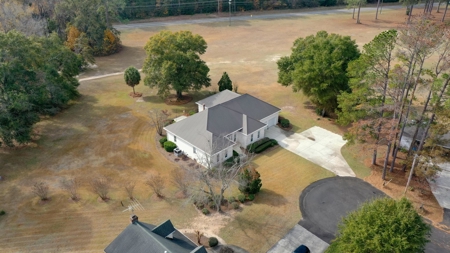 Custom 4BR/3BA • 2,300+ Sq Ft • Golf-Course Lot • Paw Paw Country - image 4