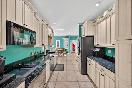 Custom 4BR/3BA • 2,300+ Sq Ft • Golf-Course Lot • Paw Paw Country - image 24