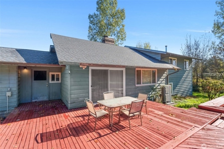 Gated Creekside Equestrian Property in Onalaska, Washington - image 4