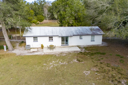 Chiefland, FL - Charming, Well Maintained 2/2 on One Acre - image 20