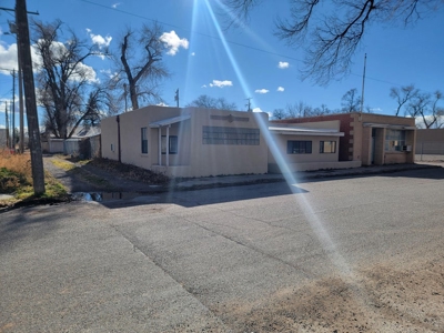 Commercial Office and Warehouse Property Estancia New Mexico - image 3