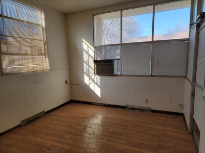 Commercial Office and Warehouse Property Estancia New Mexico - image 7