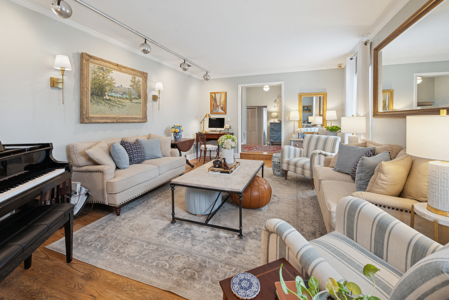 Private, Turnkey Brick Pool Home with Golf Course Views - image 7