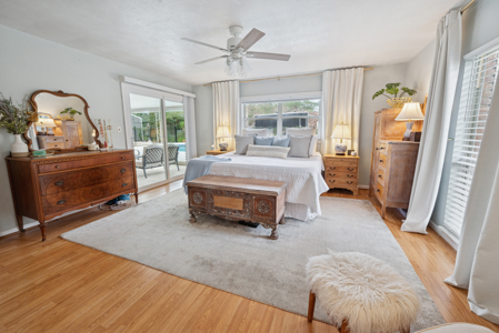 Private, Turnkey Brick Pool Home with Golf Course Views - image 14