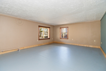 Riverfront Log Home on 5 Acres with Income Potential - image 30