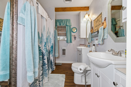 Secluded Ranch Bordering Mark Twain Nat'l Forest in Vanzant, MO - image 20