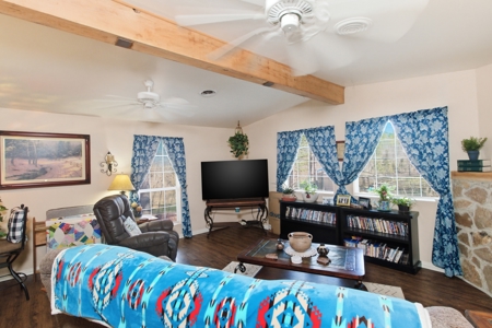 Secluded Ranch Bordering Mark Twain Nat'l Forest in Vanzant, MO - image 14