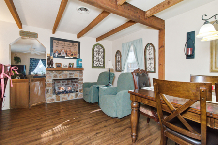 Secluded Ranch Bordering Mark Twain Nat'l Forest in Vanzant, MO - image 12