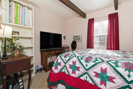 Secluded Ranch Bordering Mark Twain Nat'l Forest in Vanzant, MO - image 24