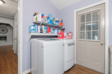 Secluded Ranch Bordering Mark Twain Nat'l Forest in Vanzant, MO - image 27