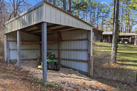 Secluded Ranch Bordering Mark Twain Nat'l Forest in Vanzant, MO - image 34