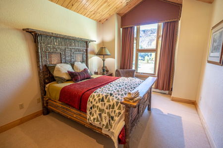 Riverfront Lodge and Resort for Sale in Somerset, Colorado - image 23