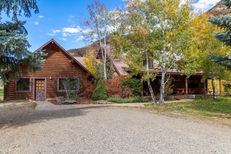Riverfront Lodge and Resort for Sale in Somerset, Colorado - image 32
