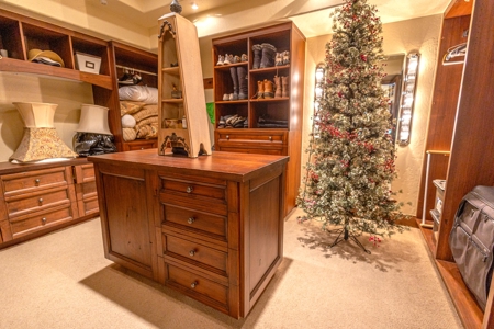 Riverfront Lodge and Resort for Sale in Somerset, Colorado - image 27