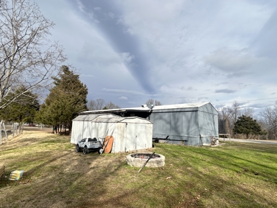Well Maintained Manufactured Home Horseshoe Bend, AR - image 17